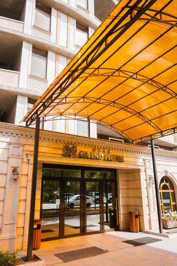 Atb Grand Hotel 阿特劳 外观 照片